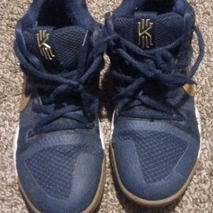 Kids shoes